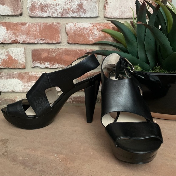 Michael Kors Shoes - Michael Kors Black leather platform sandal heels